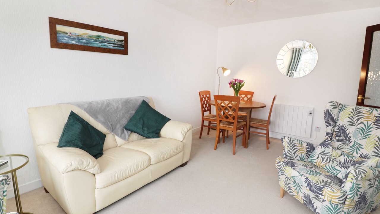 Photo of Livingroom in Largs
