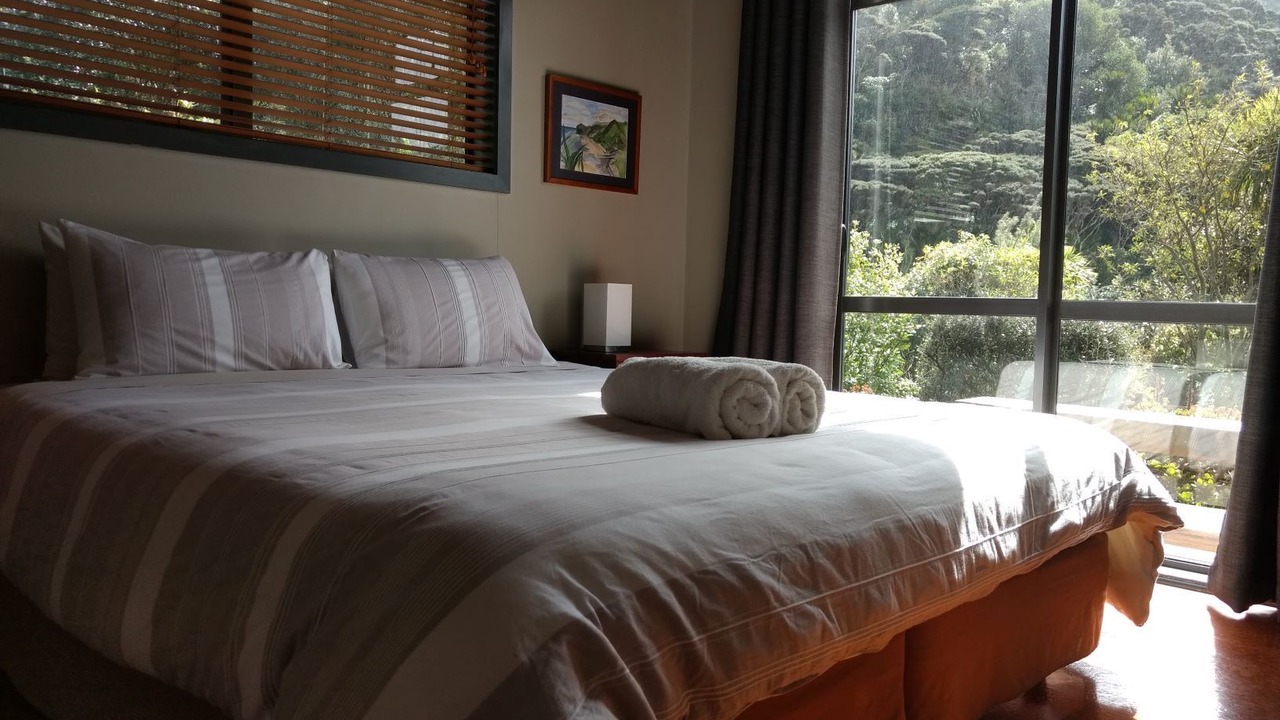 Photo of Bedroom in Piha