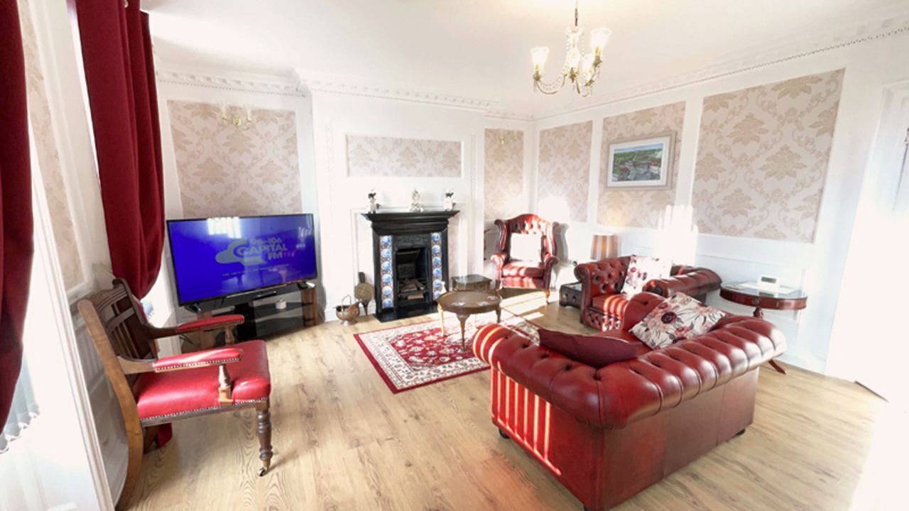 Photo of Livingroom in Gosport