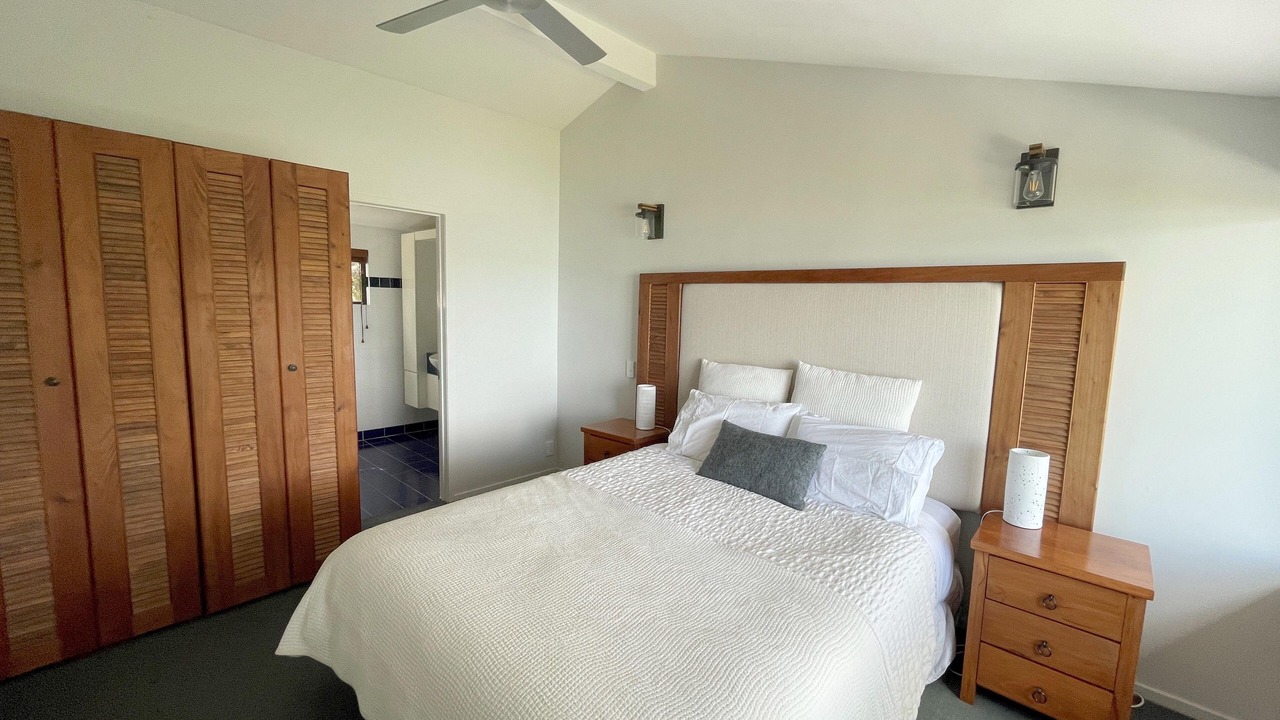 Photo of Bedroom in Whangateau