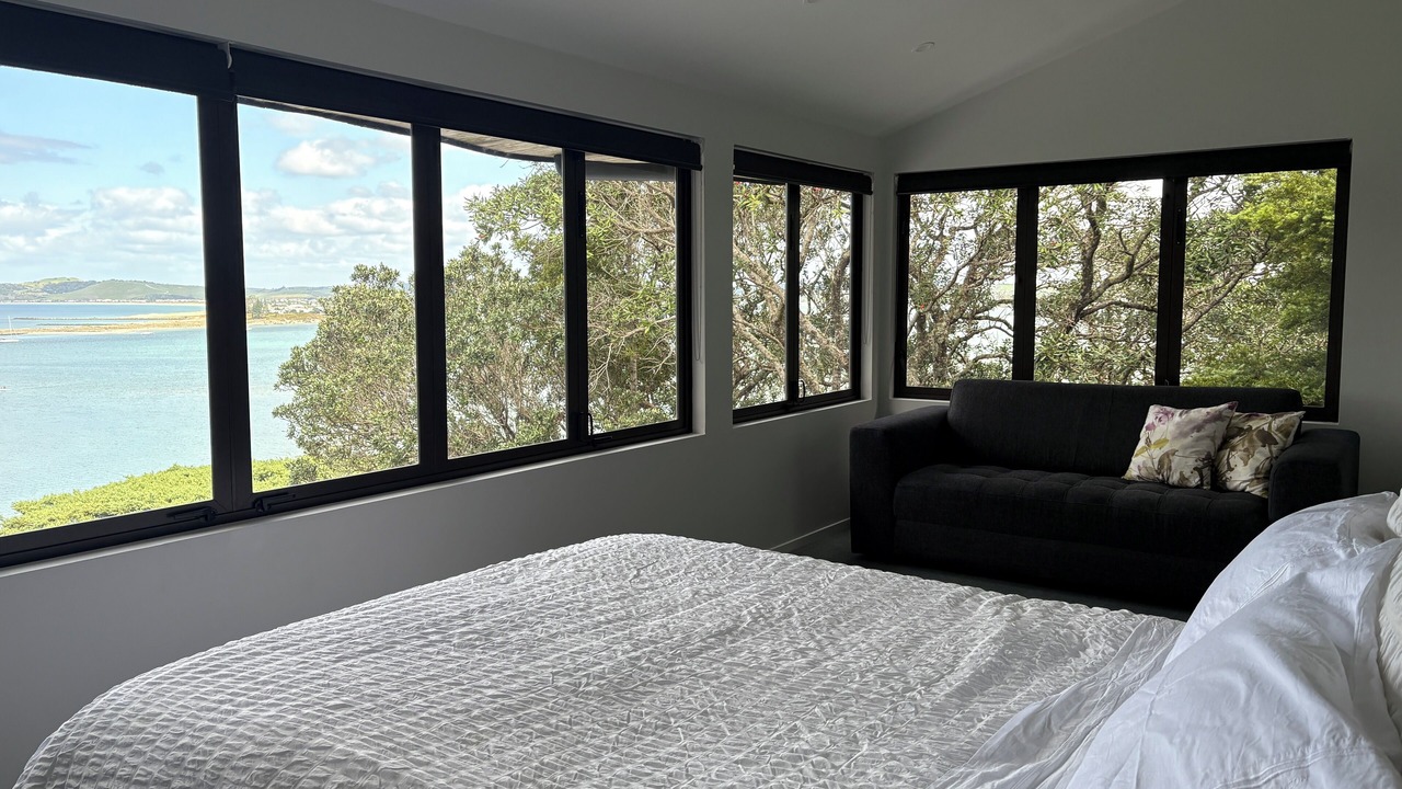 Photo of Bedroom in Whangateau