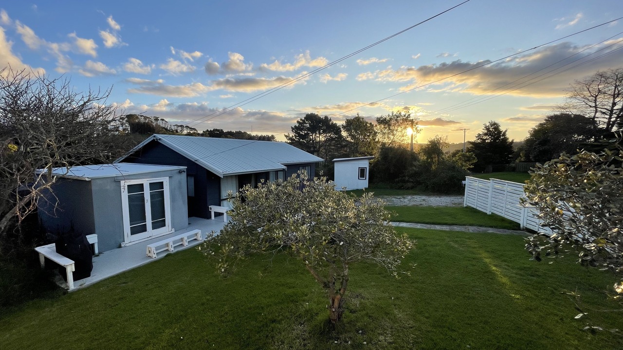 Photo of Others in Onetangi