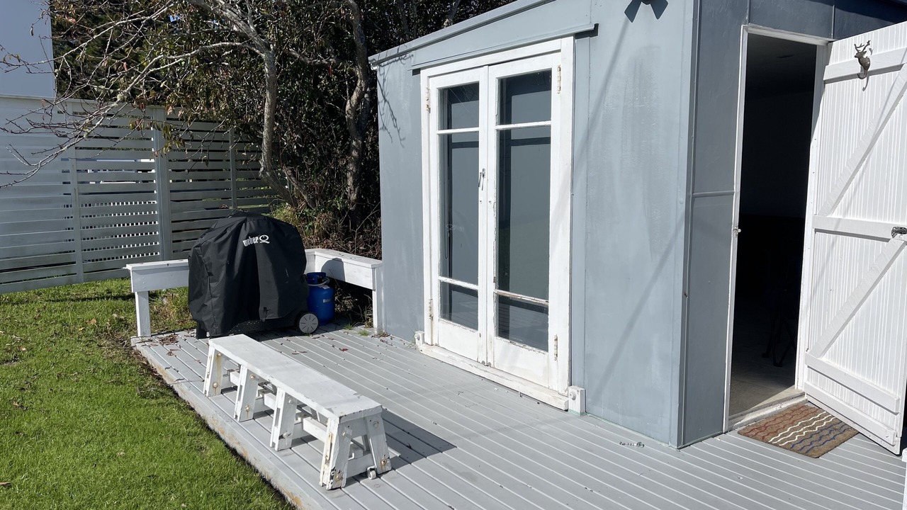 Photo of Bedroom in Onetangi