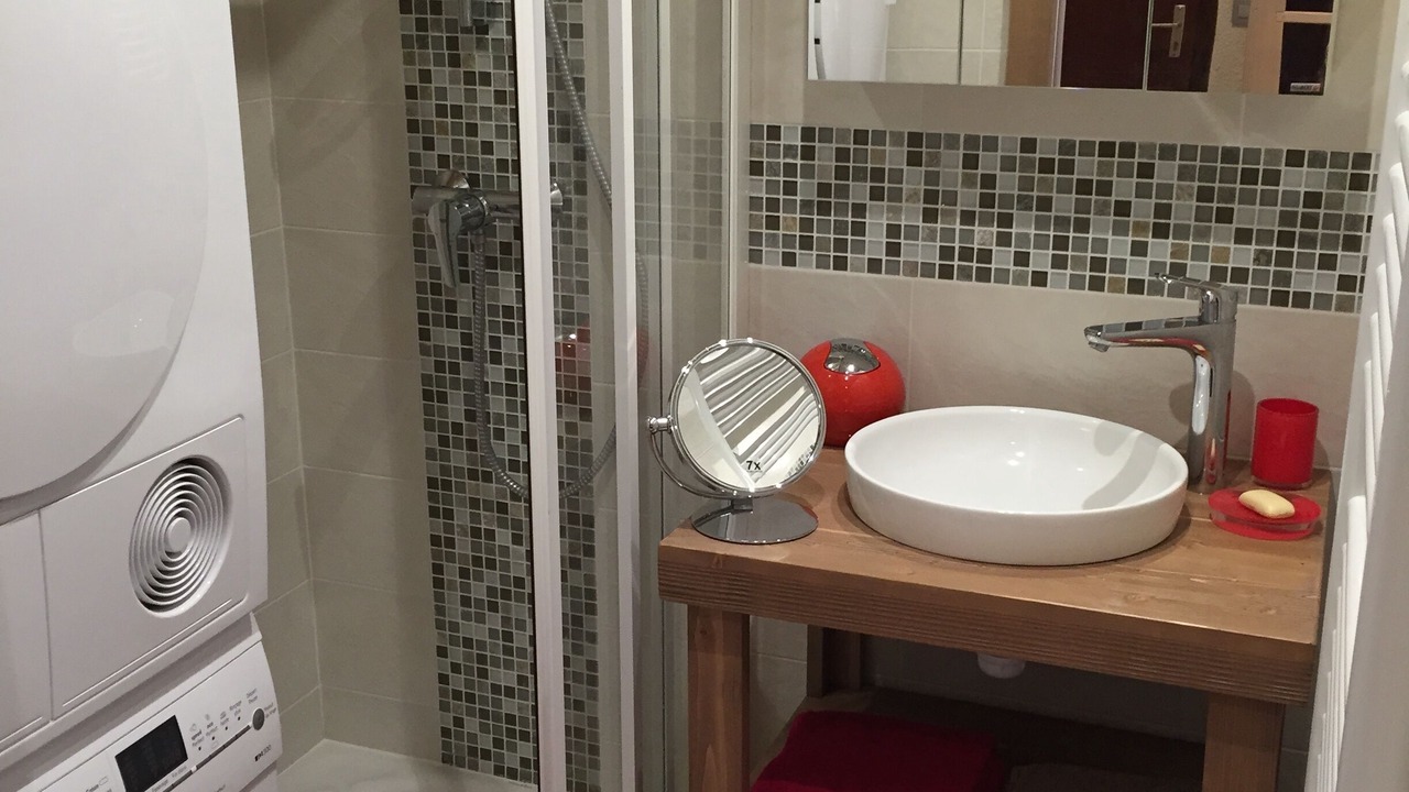 Photo of Bathroom in Thollon-les-Memises