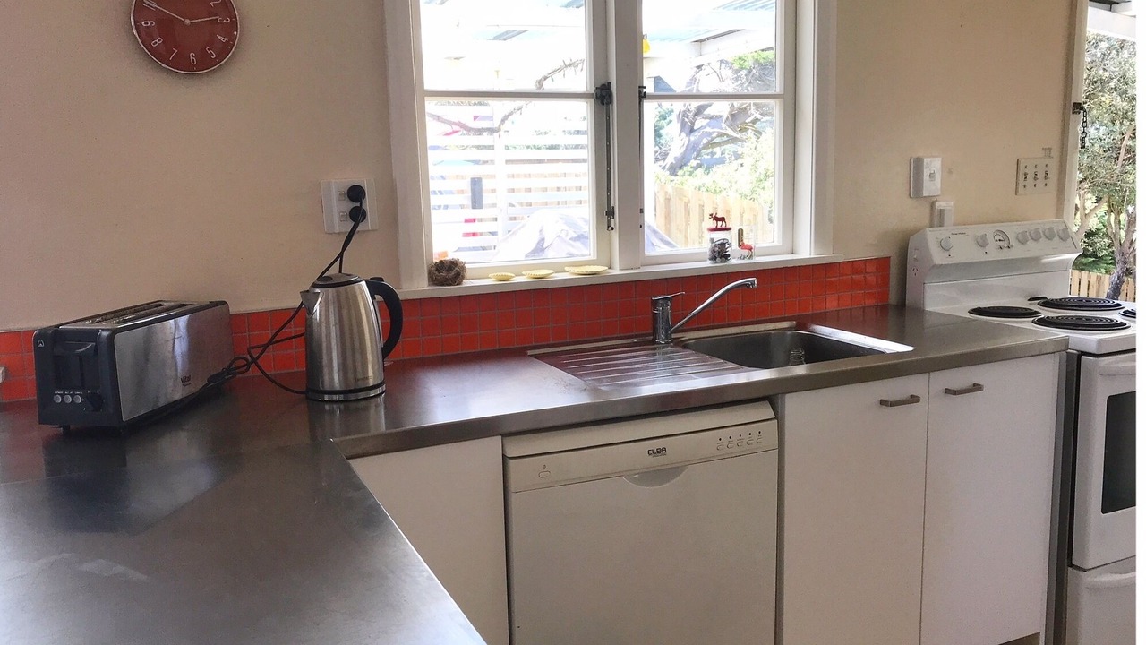 Photo of Kitchen in Waitarere Beach
