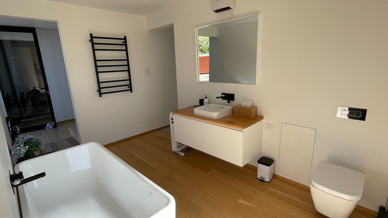 Photo of Bathroom in Kakanui