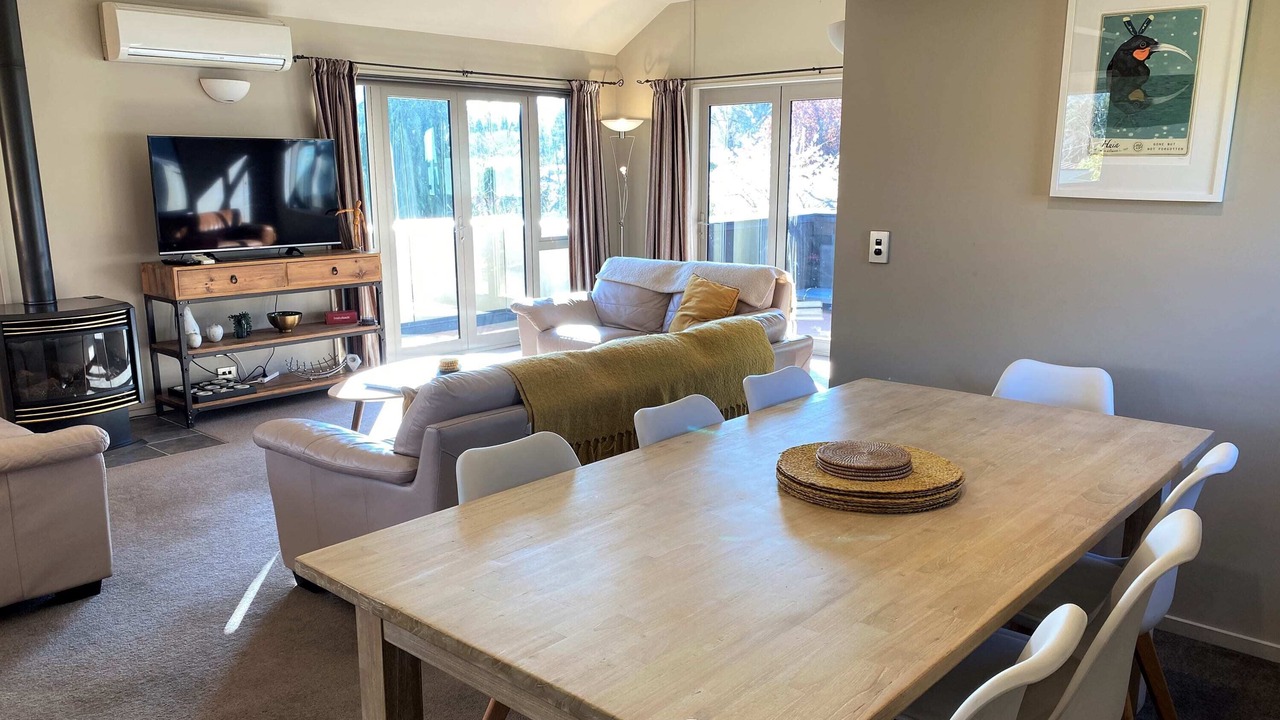 Photo of Livingroom in Wanaka