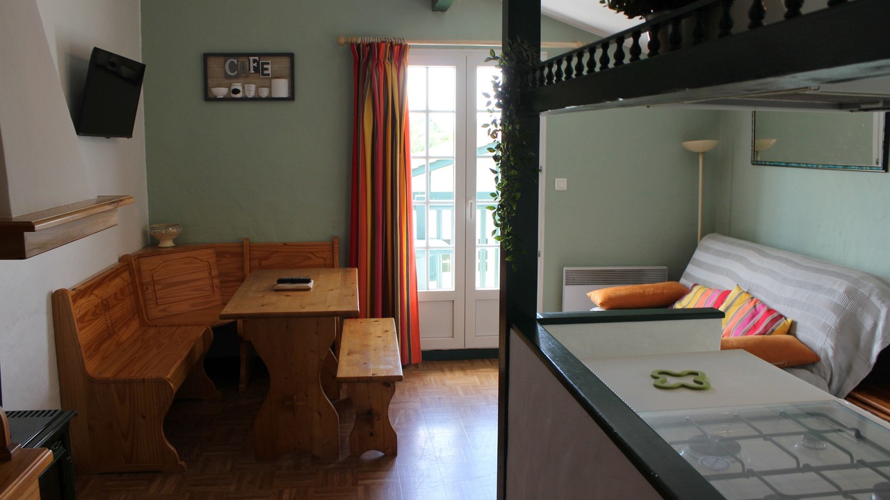 Photo of Others in Bardos