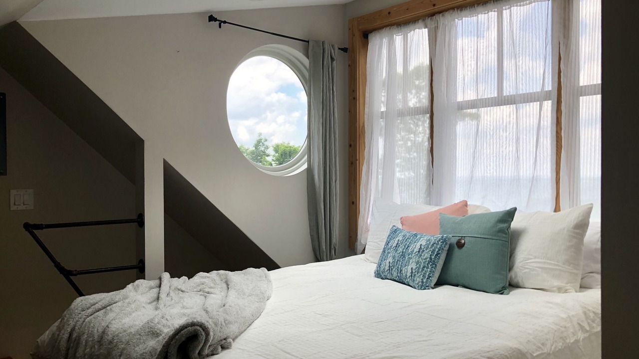 Photo of Bedroom in Lookout Mountain