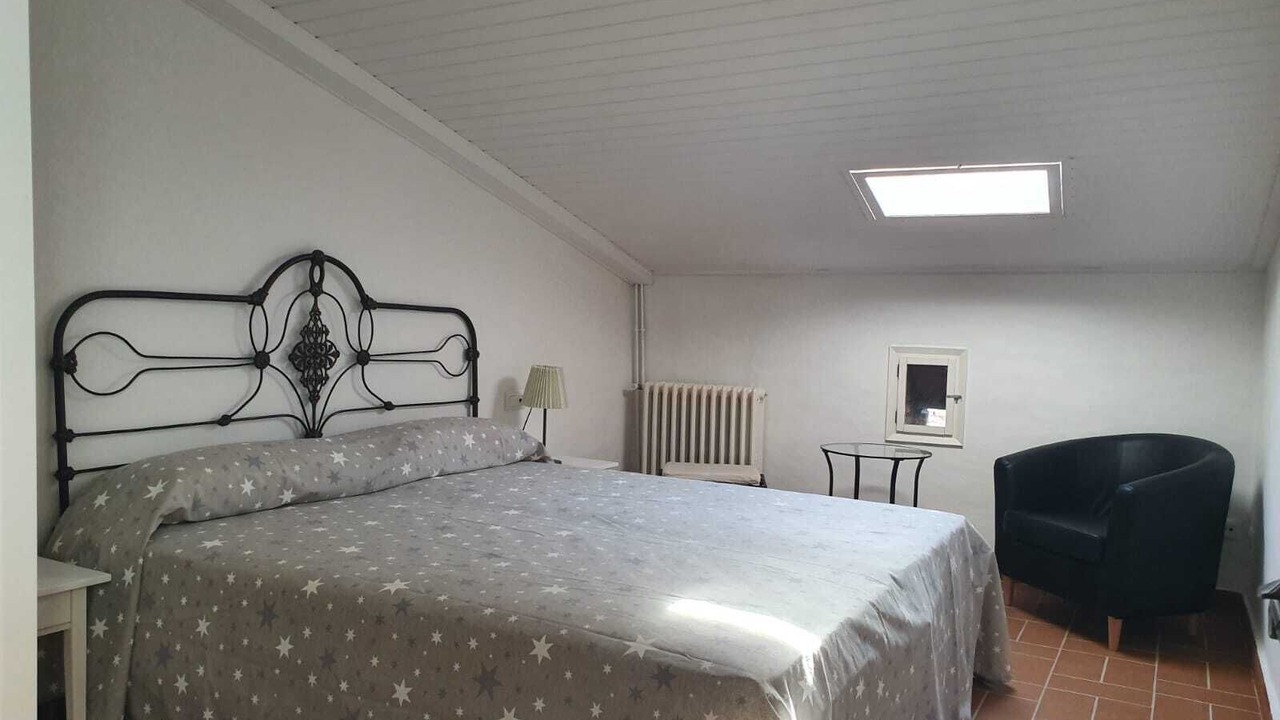 Photo of Bedroom in Peratallada