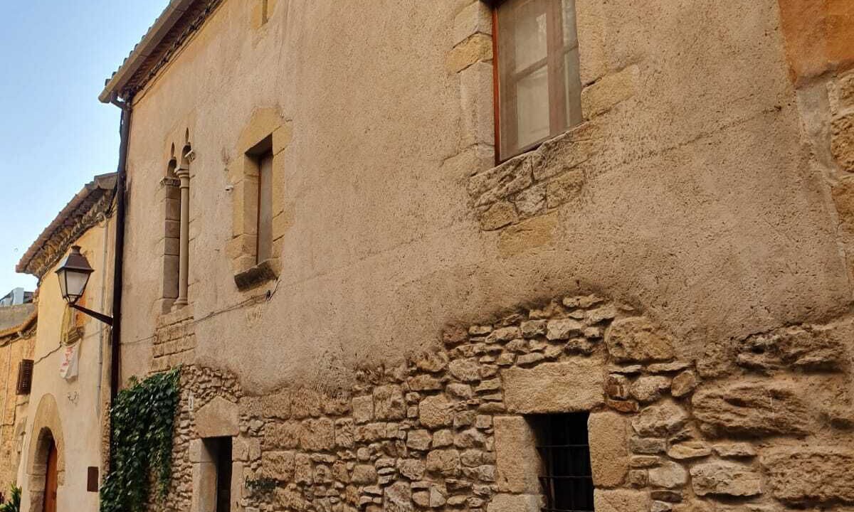 Photo of Outdoor in Peratallada