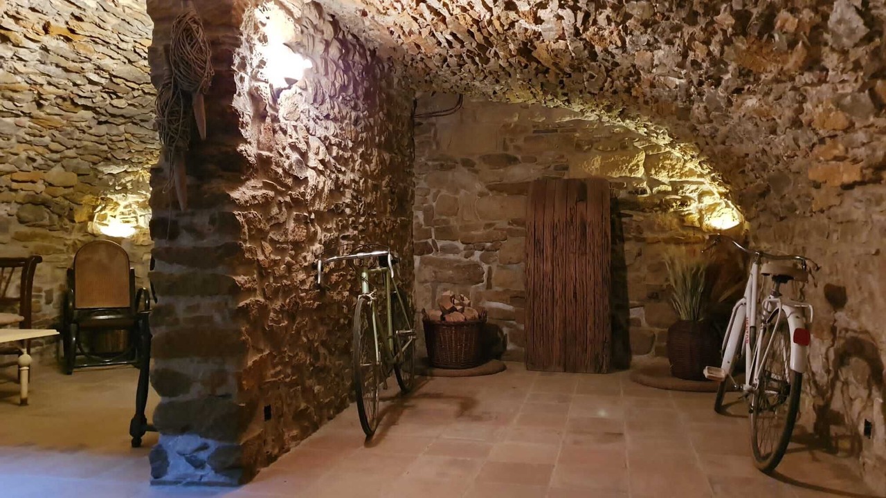 Photo of Others in Peratallada