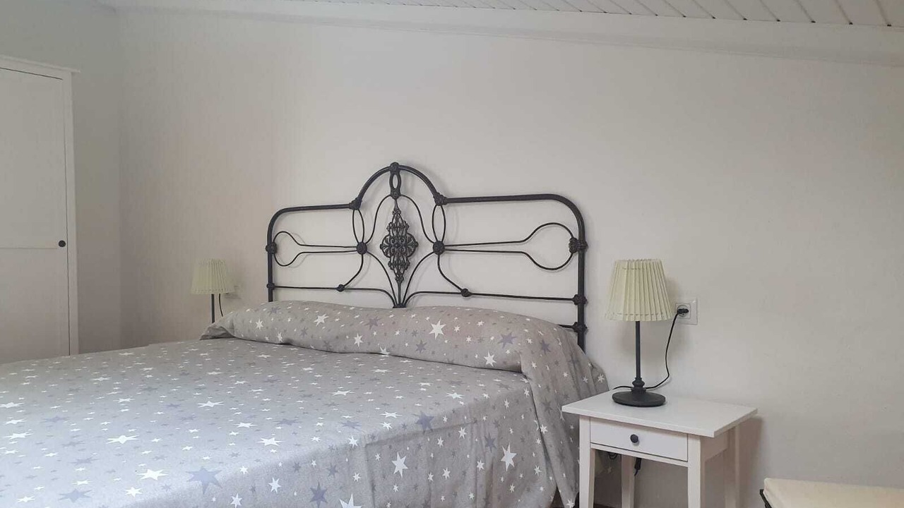 Photo of Bedroom in Peratallada