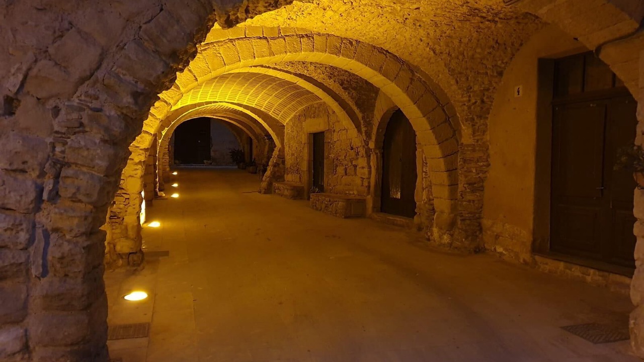 Photo of Outdoor in Peratallada