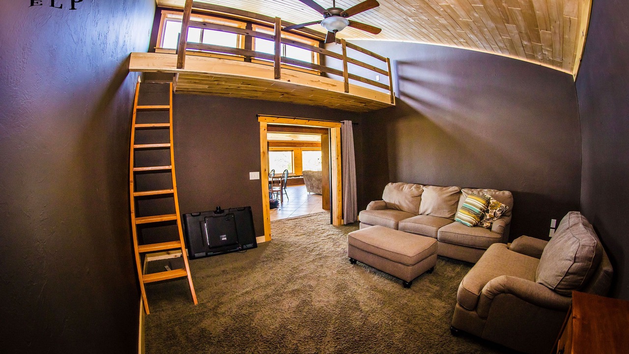 Photo of Livingroom in Ralston