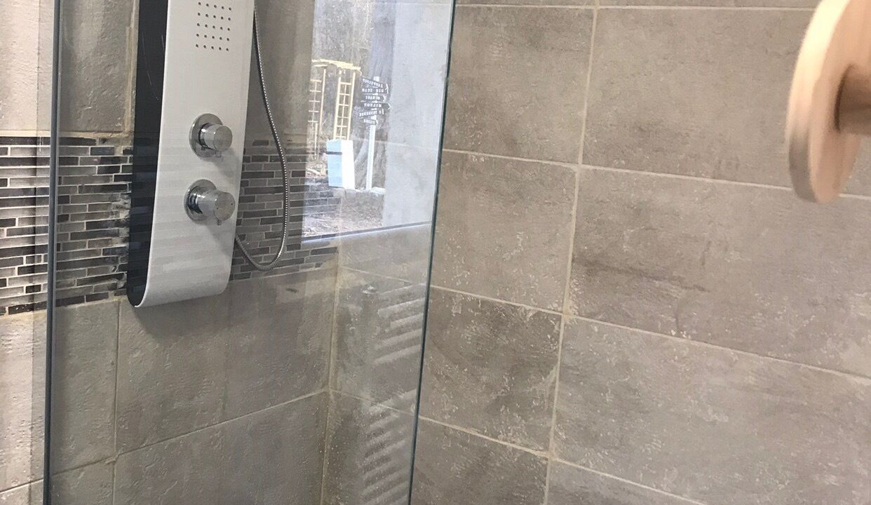 Photo of Bathroom in Chandelles