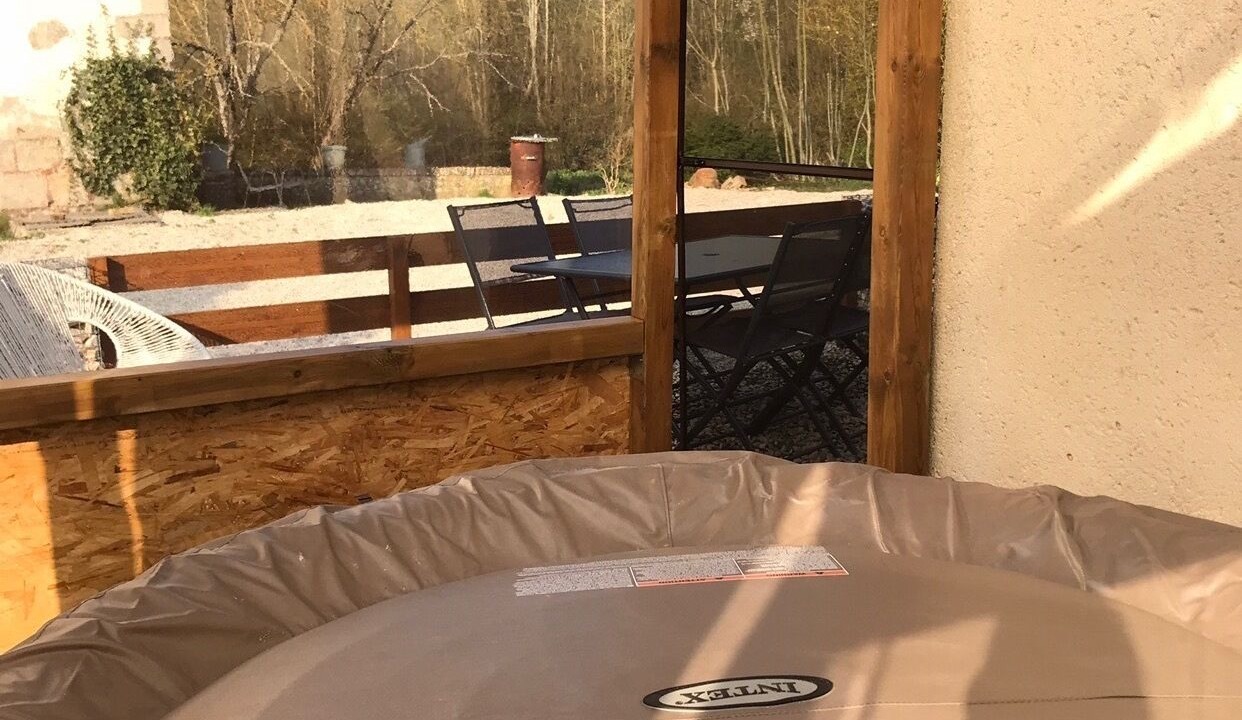 Photo of Outdoor in Chandelles