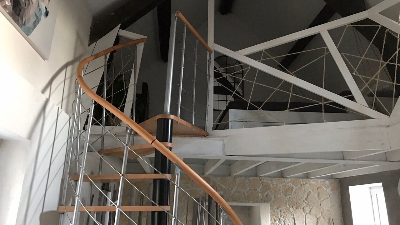 Photo of Others in Chandelles