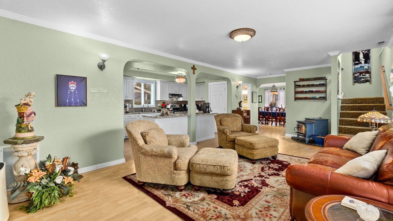 Photo of Livingroom in Yelm