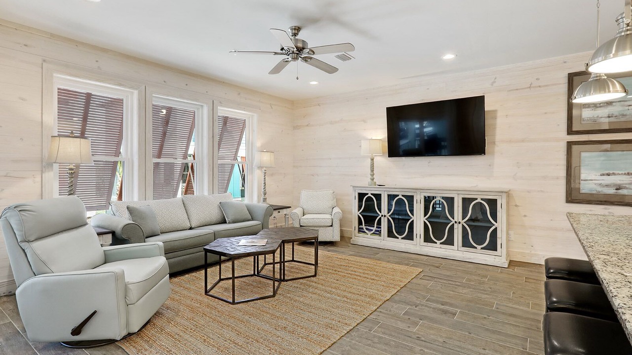 Photo of Livingroom in Orange Beach