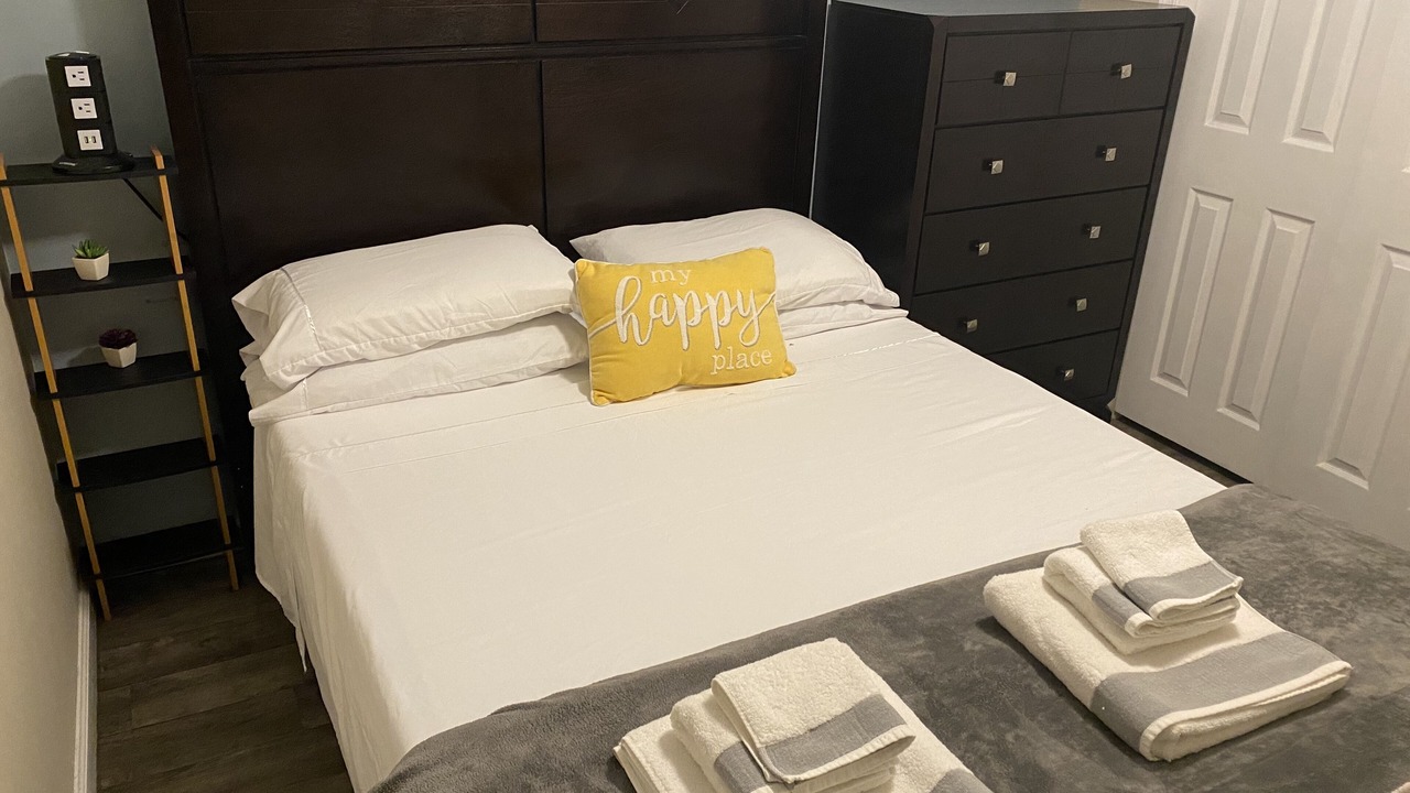 Photo of Bedroom in Willow Grove