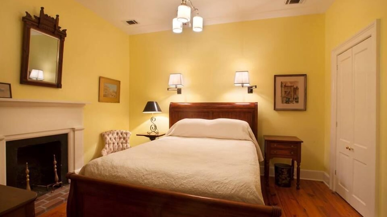 Photo of Bedroom in Chatham Crescent