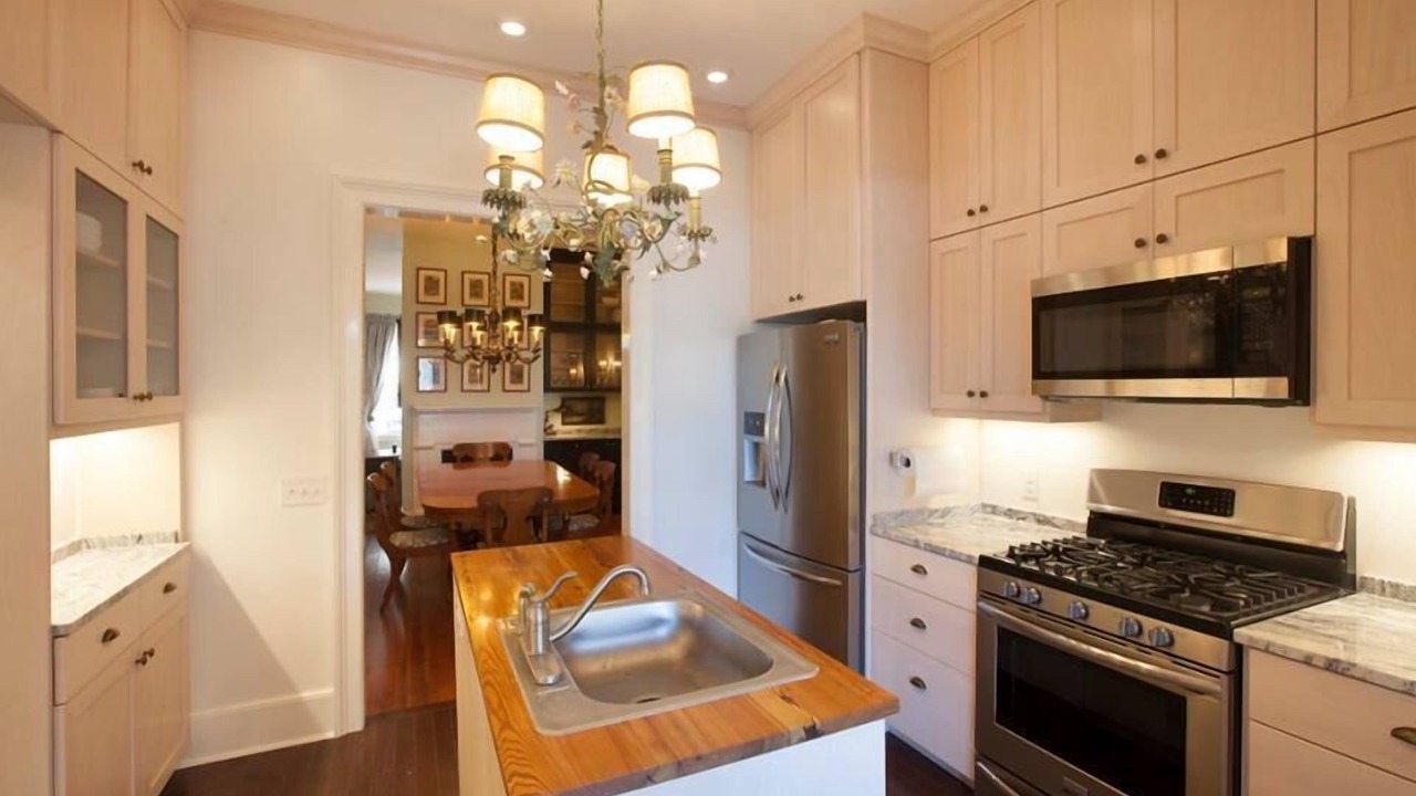 Photo of Kitchen in Chatham Crescent