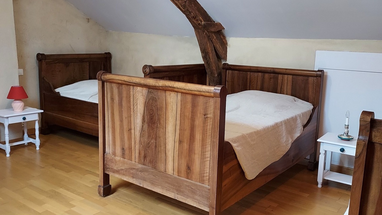 Photo of Bedroom in Assac