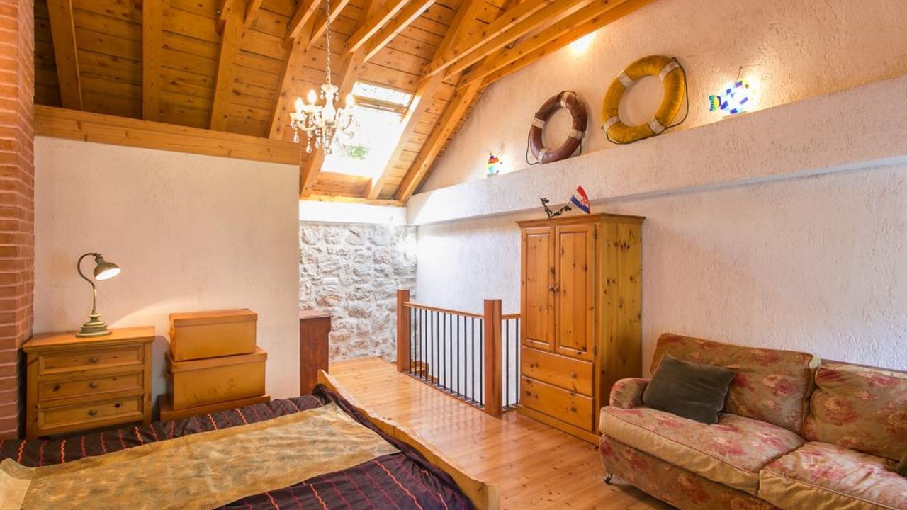 Photo of Bedroom in Sudurad