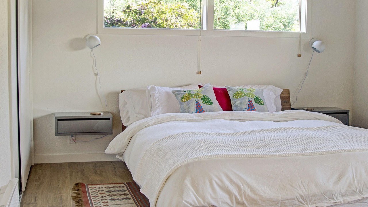 Photo of Bedroom in Neahkahnie Beach
