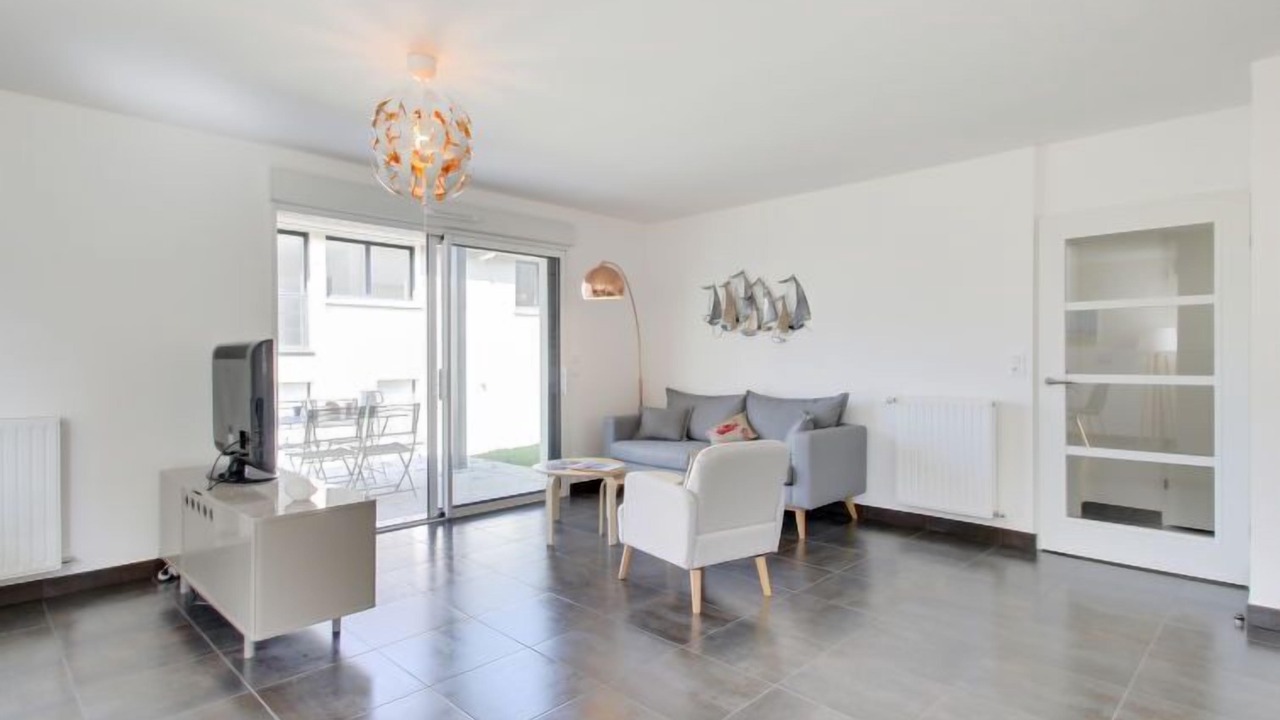 Photo of Livingroom in Rotheneuf-Le Pont
