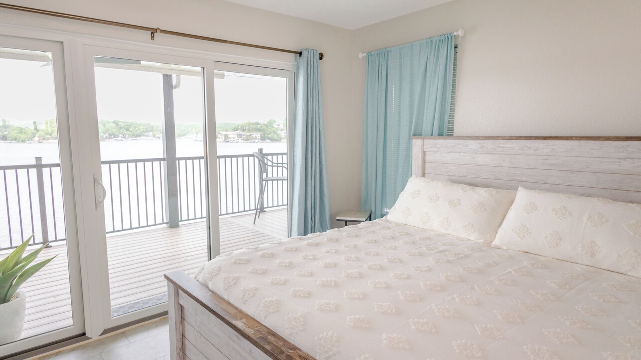 Photo of Bedroom in Lake Ozark