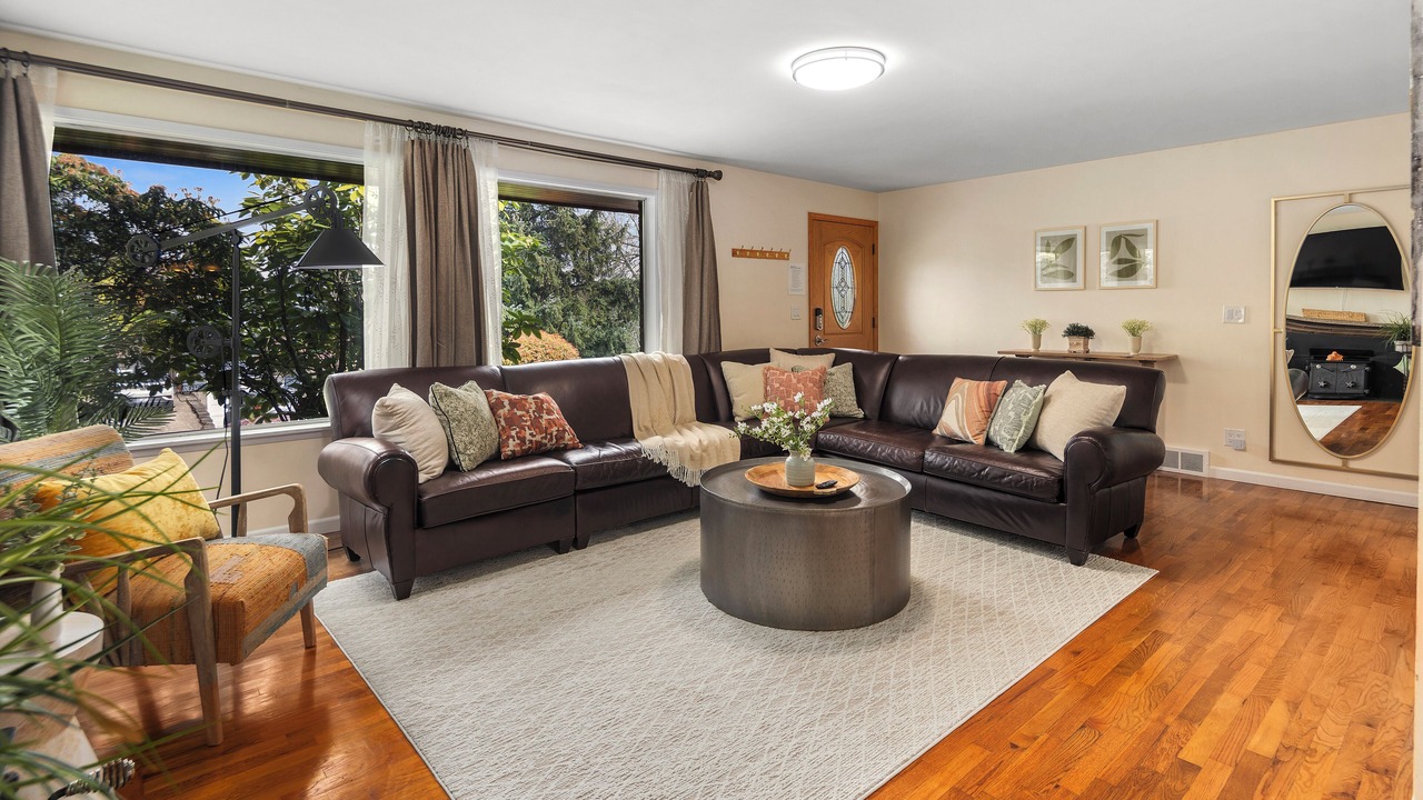 Photo of Livingroom in Meadowbrook