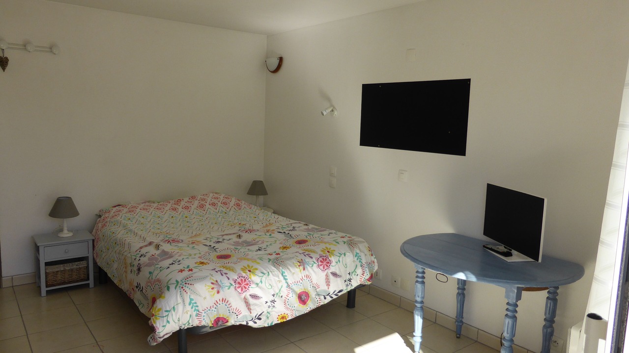 Photo of Bedroom in Lannion