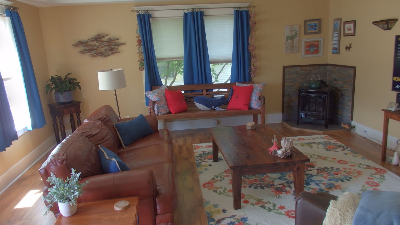 Photo of Livingroom in Port Angeles