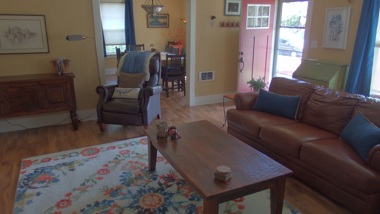 Photo of Livingroom in Port Angeles