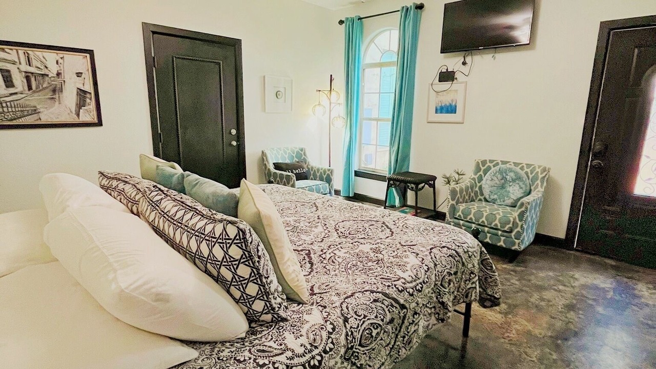 Photo of Bedroom in Lincoln Park