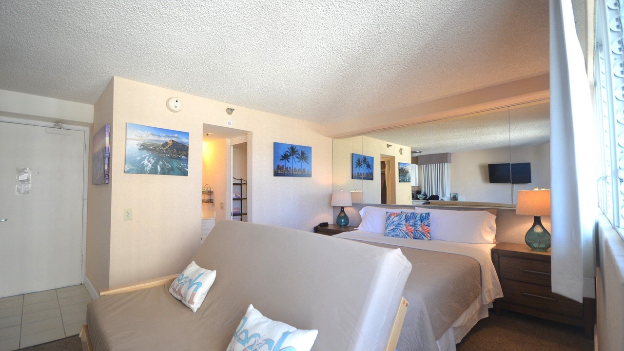 Photo of Bedroom in Waikiki