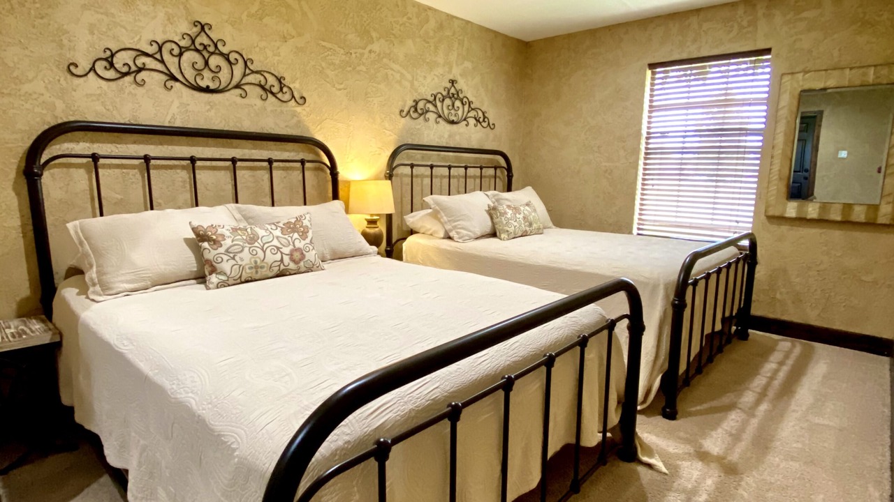 Photo of Bedroom in Lincoln Park