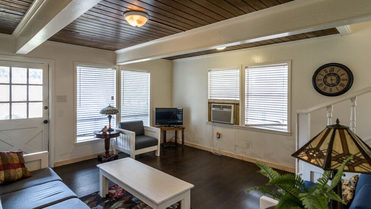 Photo of Livingroom in Woden