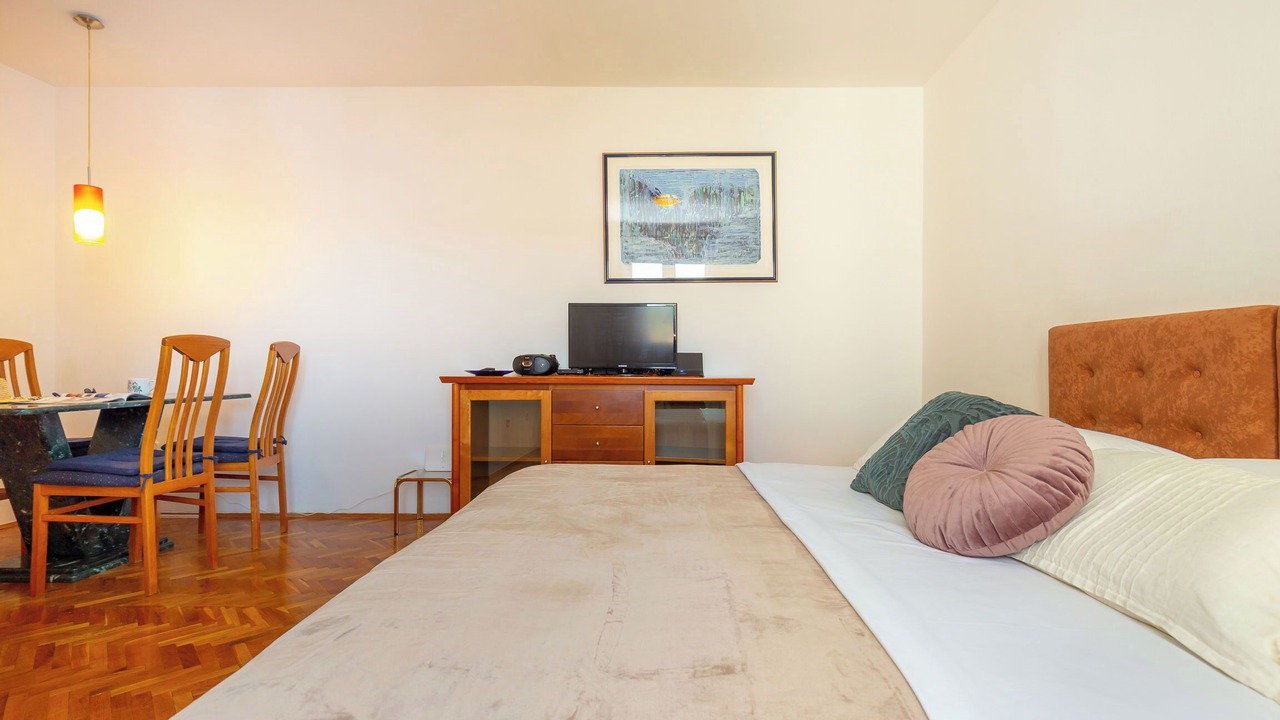 Photo of Bedroom in Montovjerna