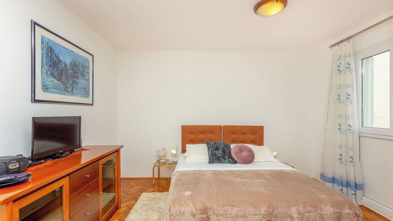 Photo of Bedroom in Montovjerna