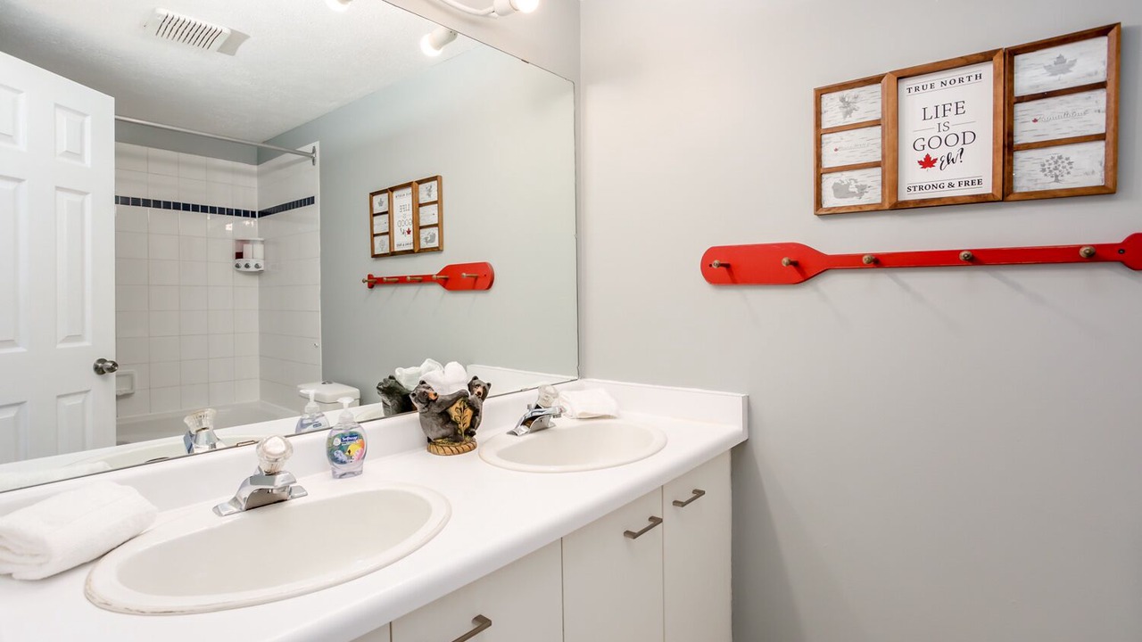 Photo of Bathroom in Craigleith