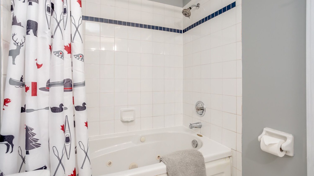 Photo of Bathroom in Craigleith
