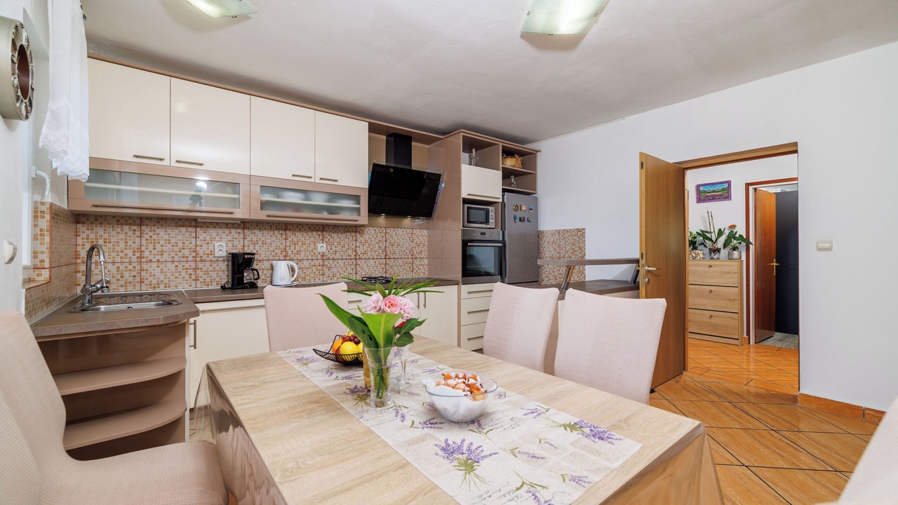 Photo of Kitchen in Lopar