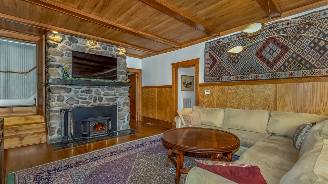 Photo of Livingroom in Gardiner