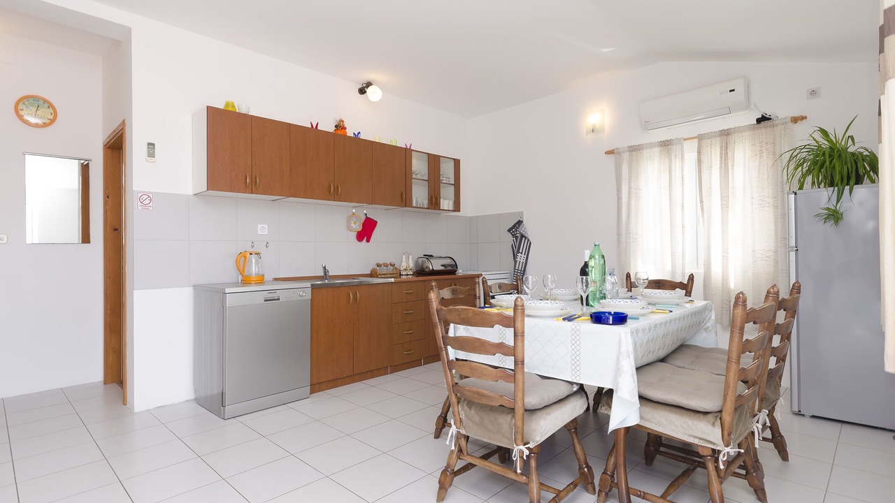 Photo of Kitchen in Tribunj