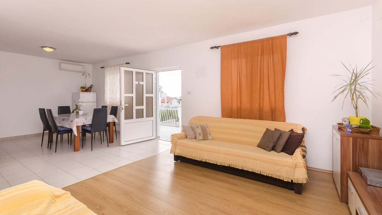 Photo of Livingroom in Tribunj