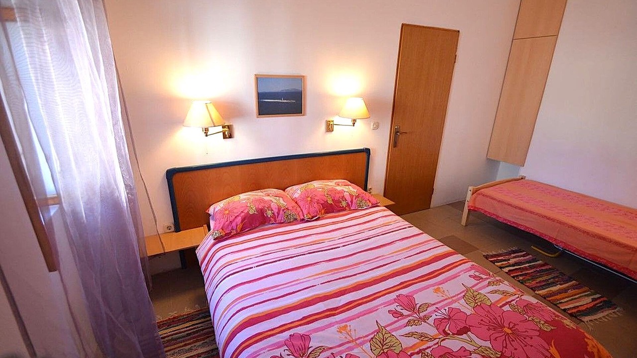 Photo of Bedroom in Cove Murtar
