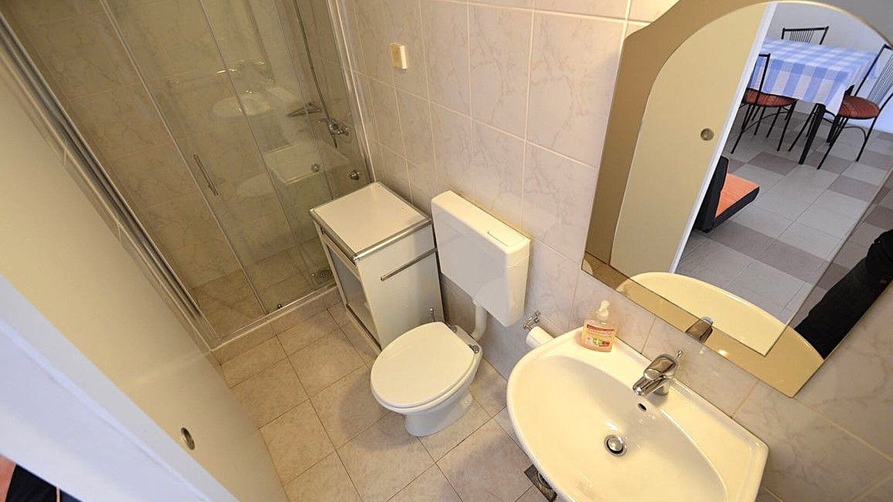 Photo of Bathroom in Cove Murtar